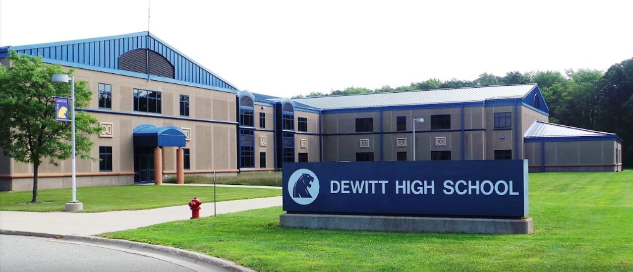 Trường trung học công lập Dewitt High School - Bang Michigan (E)