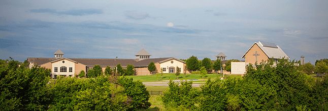 Trường trung học tư thục All Saints' Episcopal School - Bang Texas (C)